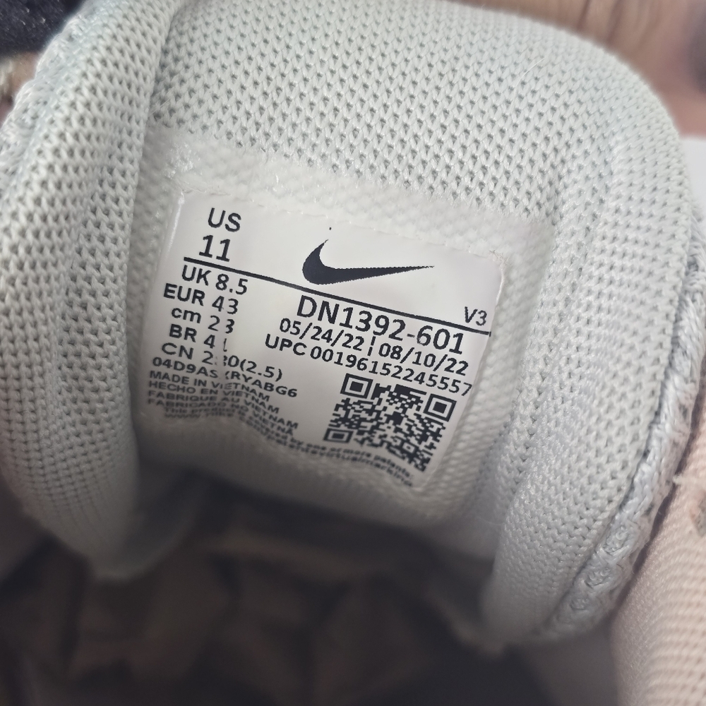 Nike Zoom AirWomen's Pastel Pink and Cream Sneakers - Picture 6 of 6